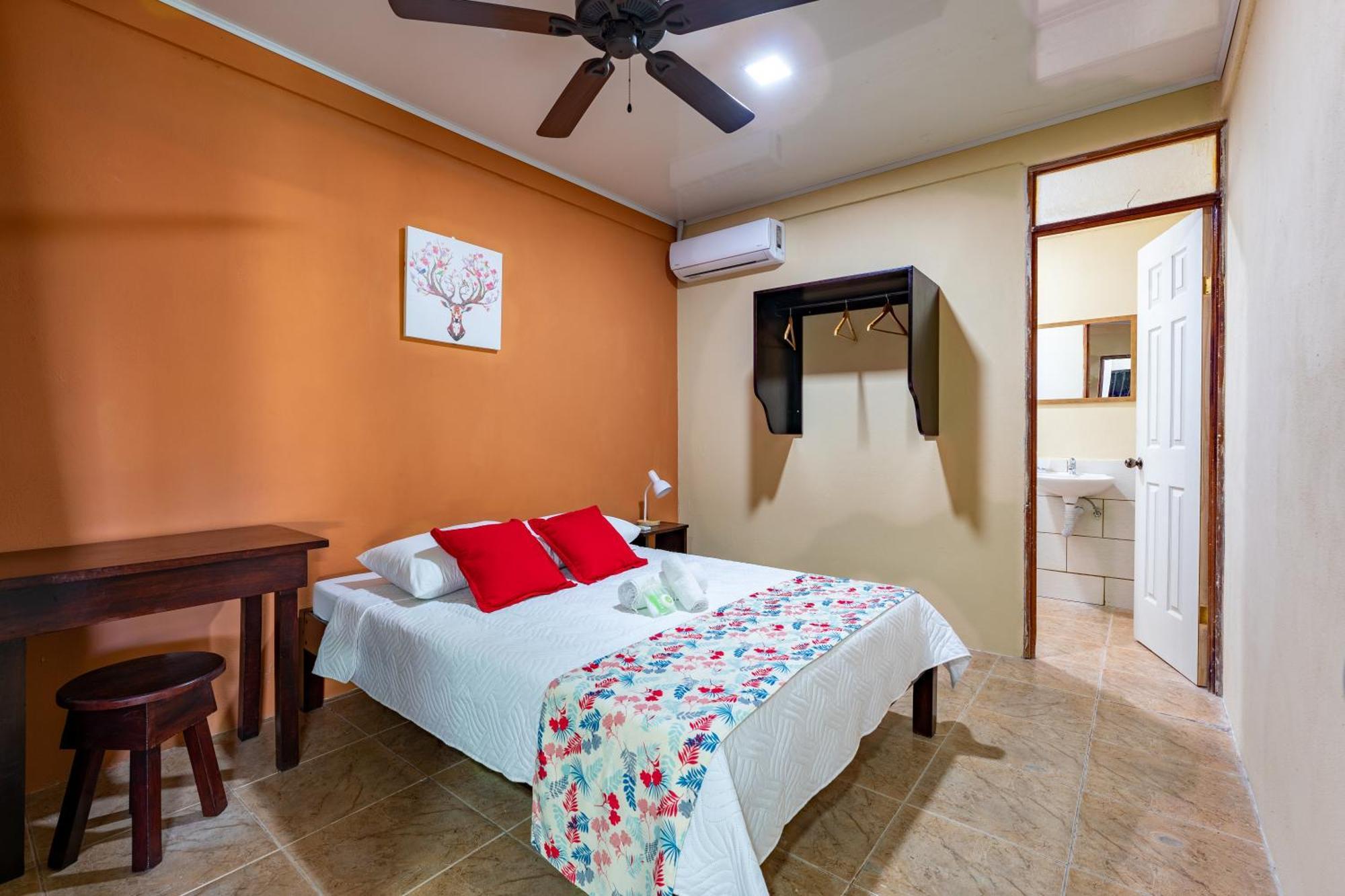 El Cocobolo Food&Rest Room 4 Bed And Breakfast Wifi Ac Pkg Gratis Liberia Exterior photo